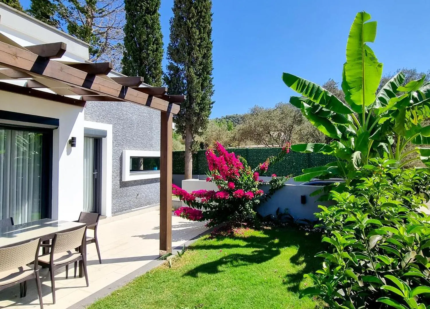 Suelo Flat Villa Turgutreis